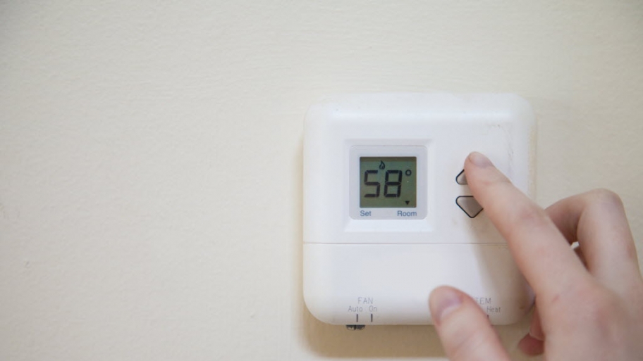 Hand operating thermostat